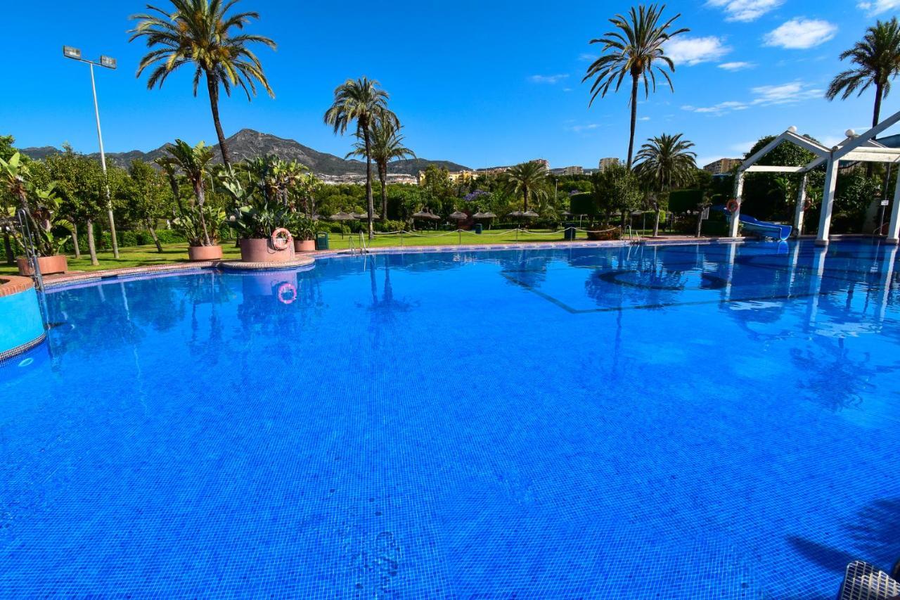 Benal Beach, Luxury Sea & Mountain View Beachside 1 Bedroom Apartment Benalmadena Ngoại thất bức ảnh