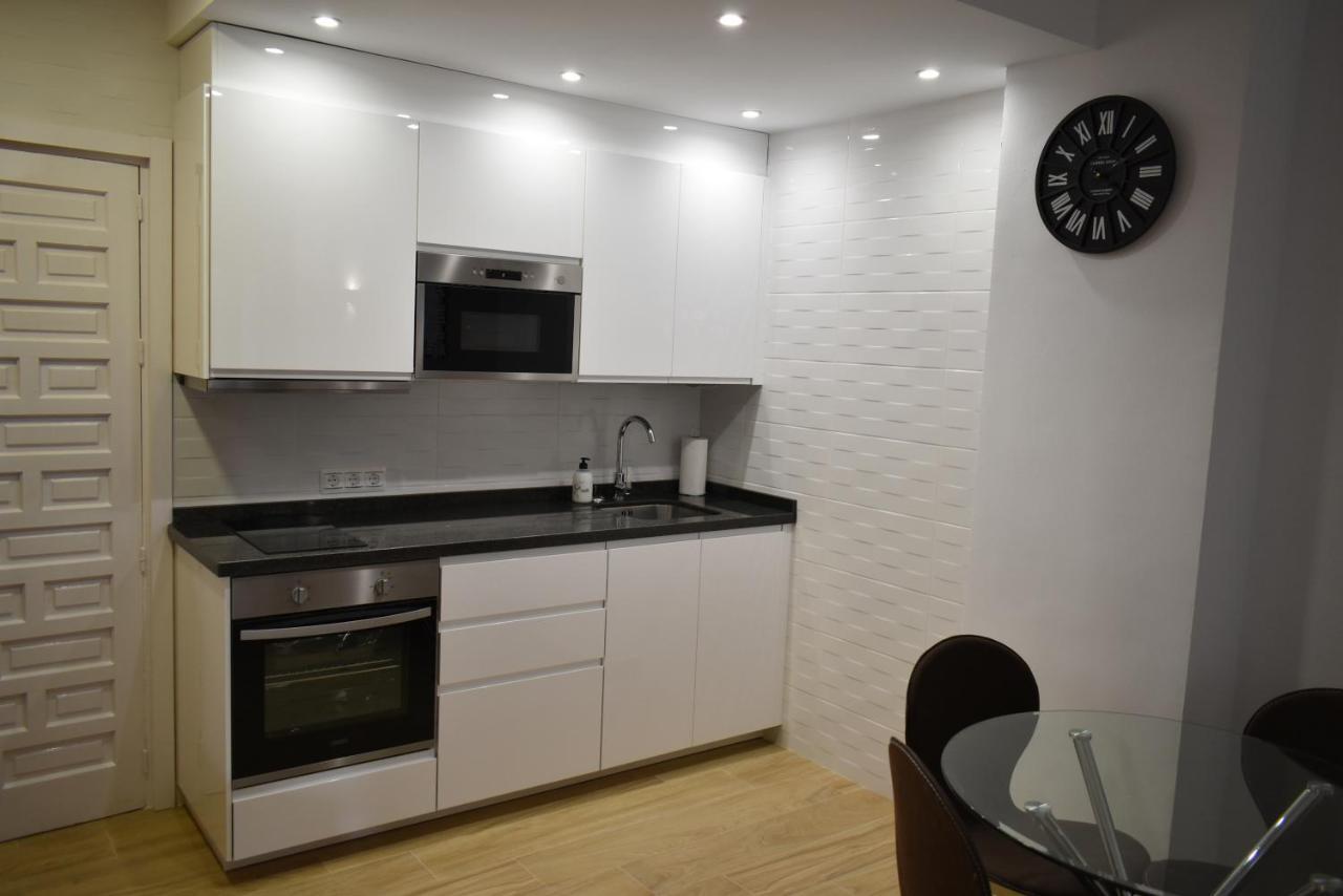 Benal Beach, Luxury Sea & Mountain View Beachside 1 Bedroom Apartment Benalmadena Ngoại thất bức ảnh